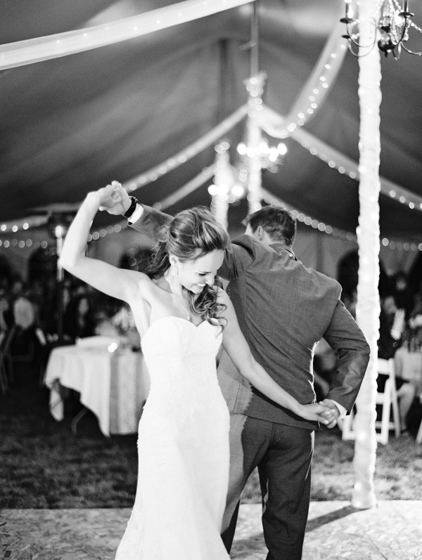country-meets-elegant-wedding