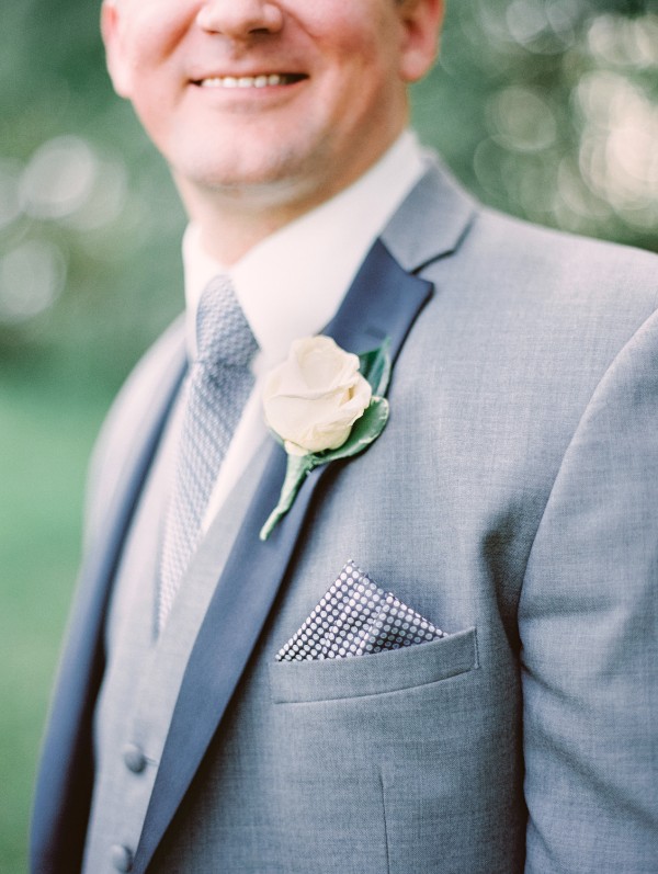 country-meets-elegant-wedding
