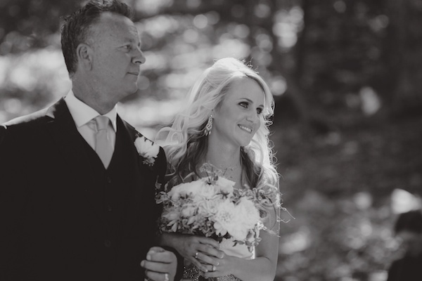 fabulous-rustic-barn-wedding