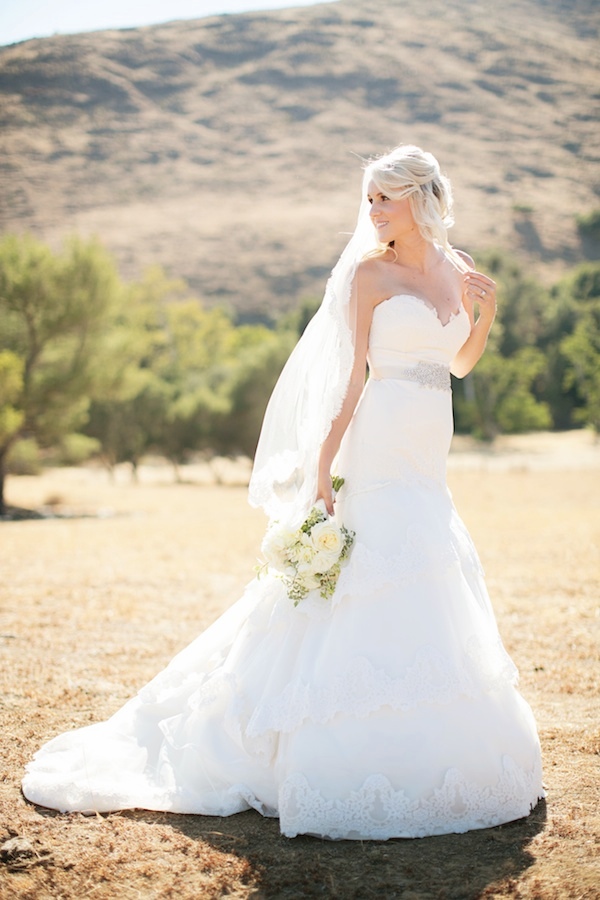 fabulous-rustic-barn-wedding