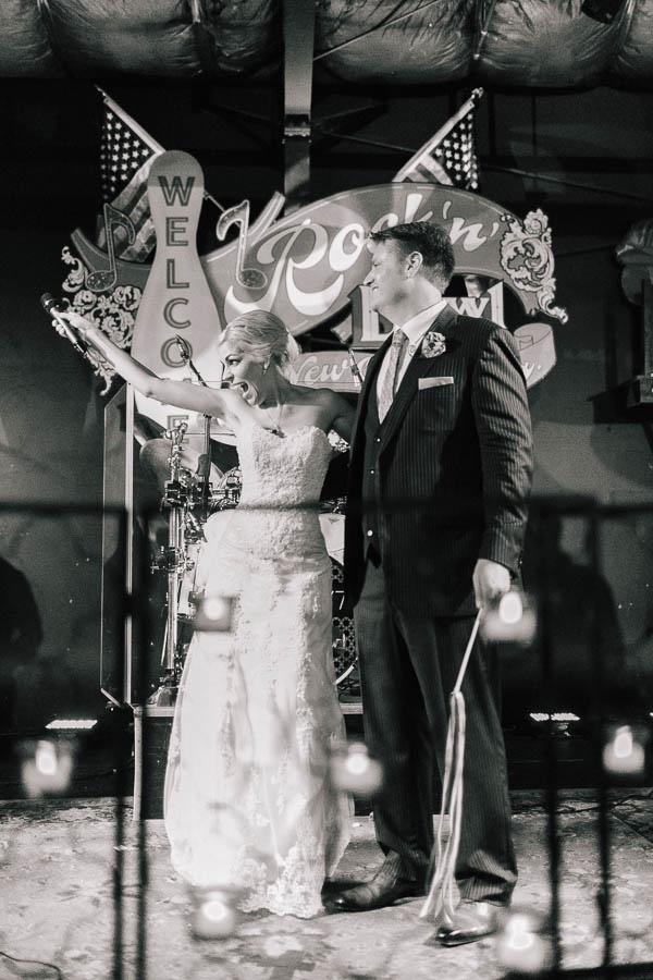 groovy-comic-book-wedding