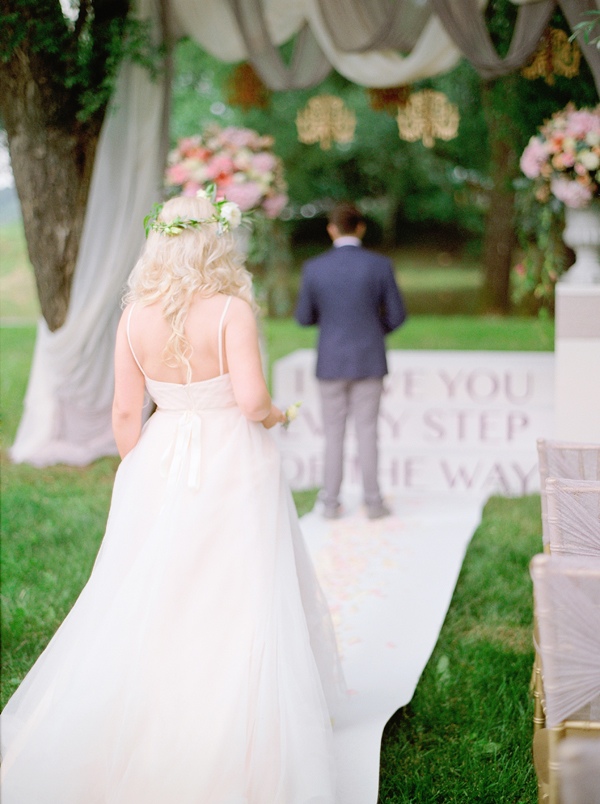 heavenly-pink-and-gold-wedding-ideas