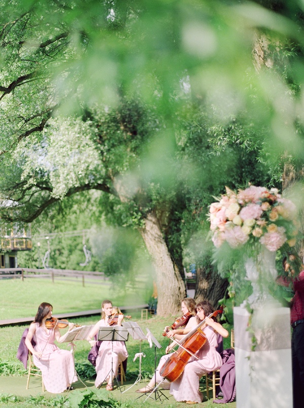 heavenly-pink-and-gold-wedding-ideas