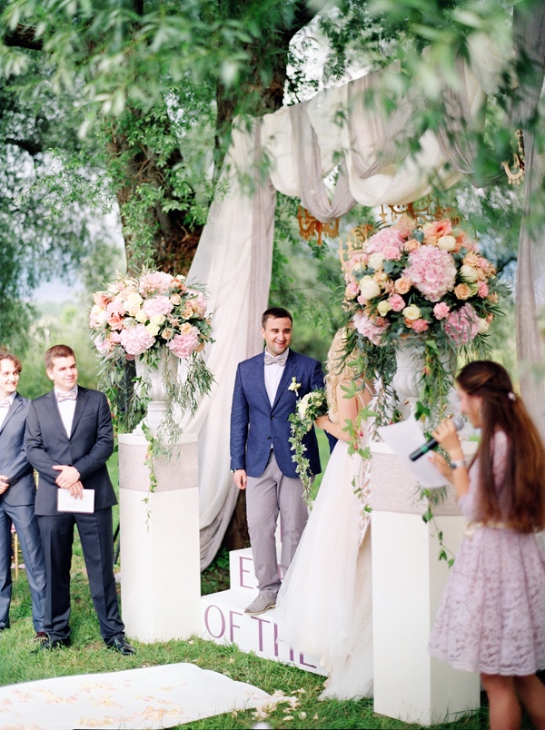 heavenly-pink-and-gold-wedding-ideas