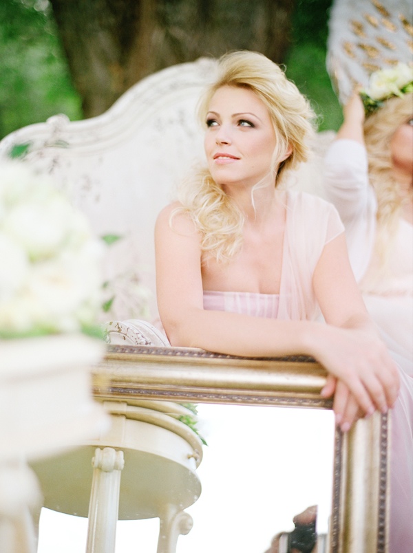 heavenly-pink-and-gold-wedding-ideas