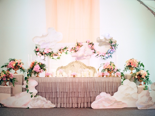 heavenly-pink-and-gold-wedding-ideas