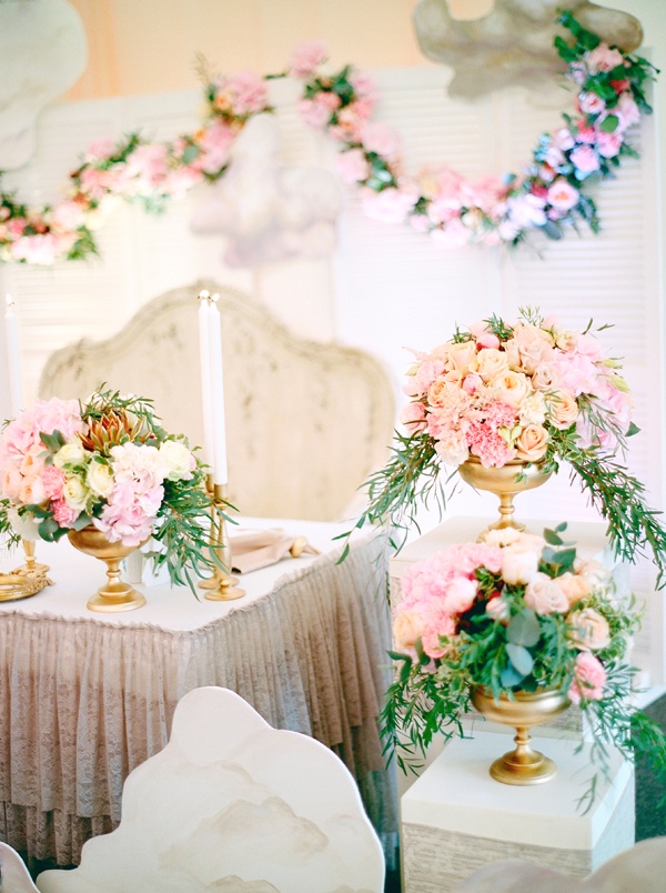 heavenly-pink-and-gold-wedding-ideas