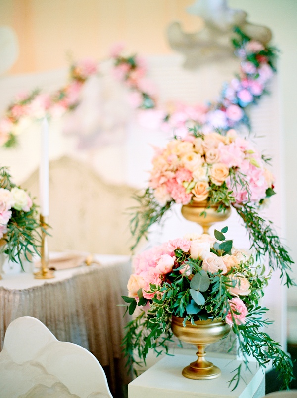 heavenly-pink-and-gold-wedding-ideas