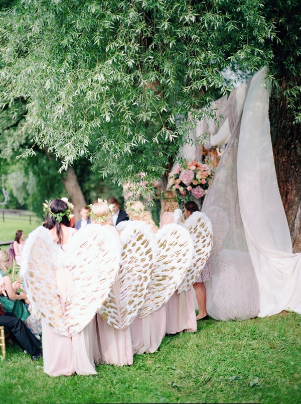 heavenly-pink-and-gold-wedding-ideas