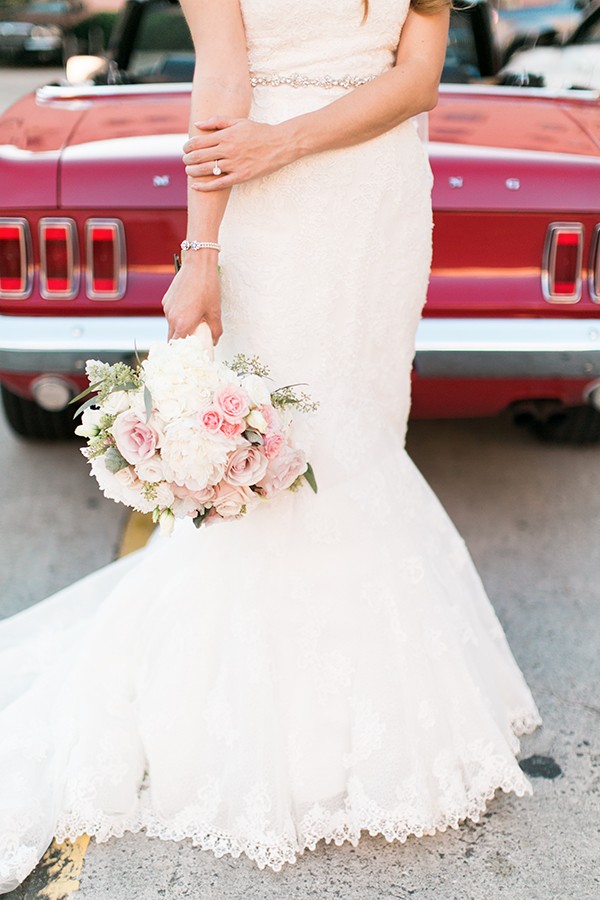 laid-back-glam-wedding