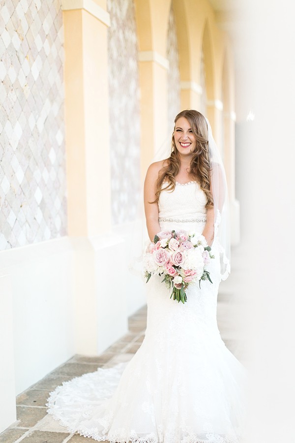 laid-back-glam-wedding