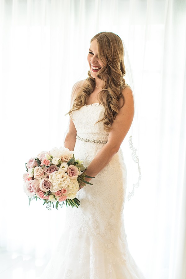 laid-back-glam-wedding