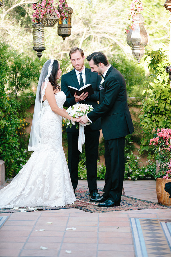 modern-pastel-turkish-wedding