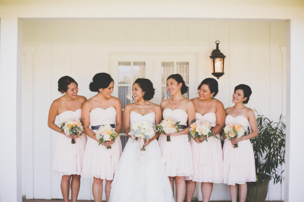 peach-and-green-garden-wedding