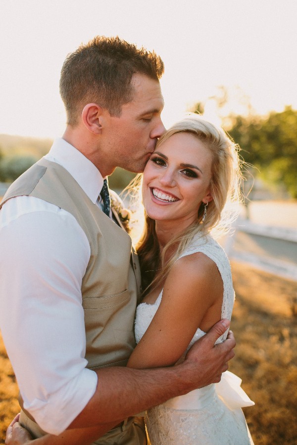 pink-and-gold-cuban-wedding