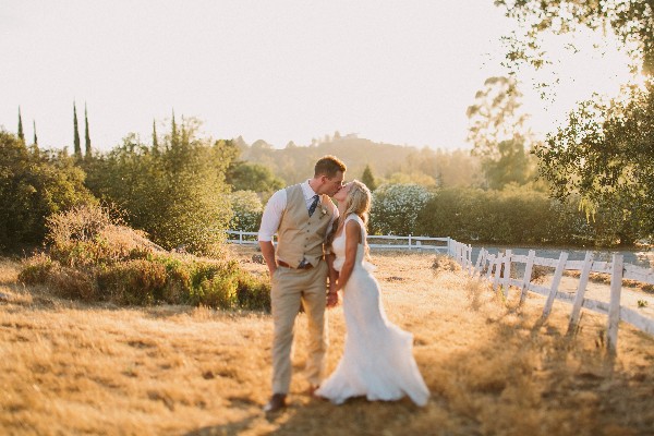 pink-and-gold-cuban-wedding