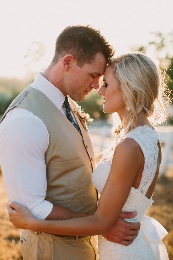 pink-and-gold-cuban-wedding