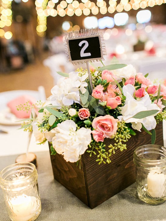 flower box table number and centerpiece @weddingchicks
