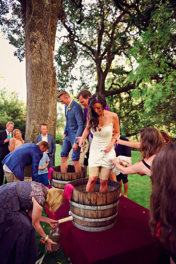rainy-day-wine-and-cheese-wedding
