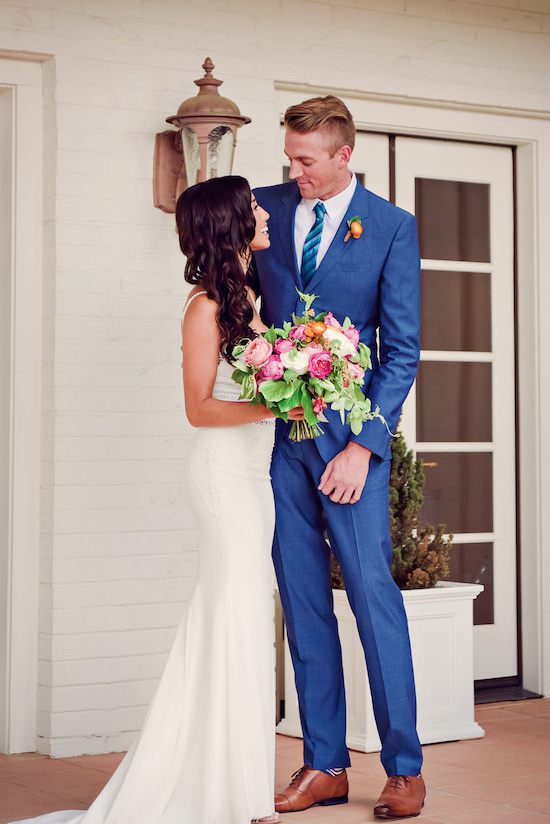 royal blue groom suit @weddingchicks
