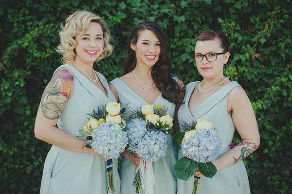 retro-garden-party-wedding