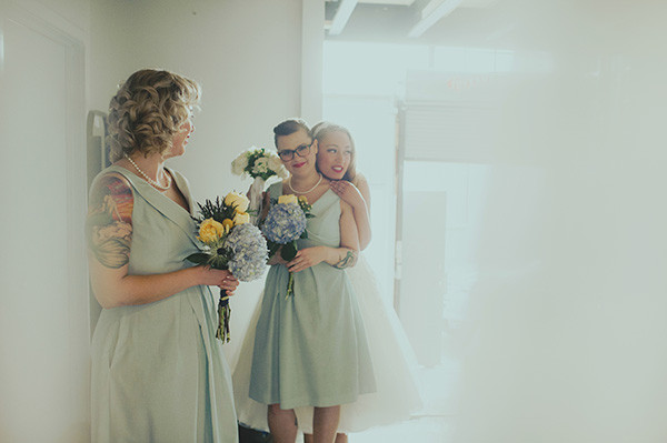retro-garden-party-wedding
