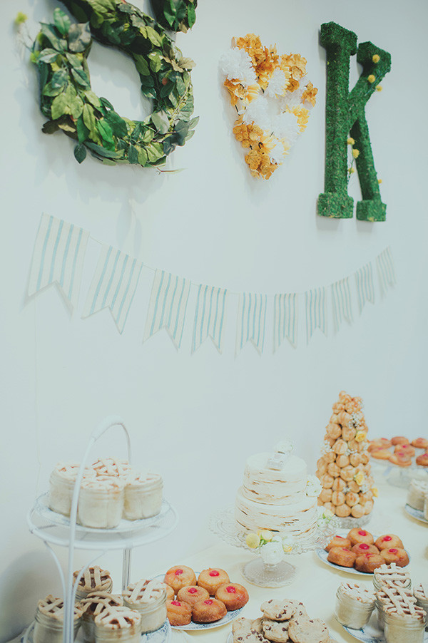 retro-garden-party-wedding