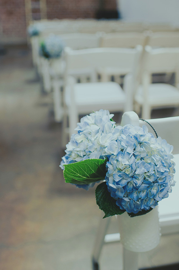 retro-garden-party-wedding