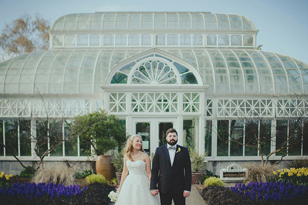 retro-garden-party-wedding
