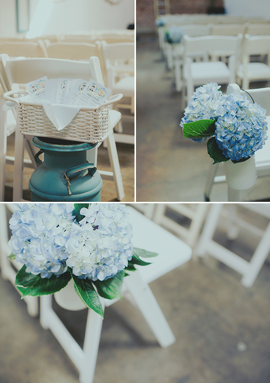blue hydrangea aisle decor @weddingchicks