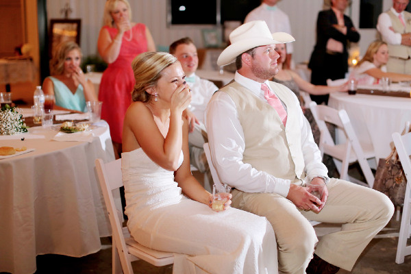 rustic-and-retro-airport-wedding