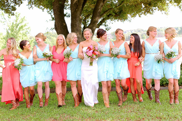 rustic-and-retro-airport-wedding