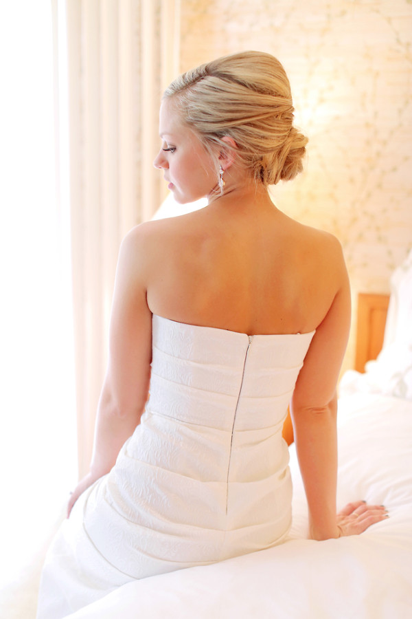 rustic-and-retro-airport-wedding