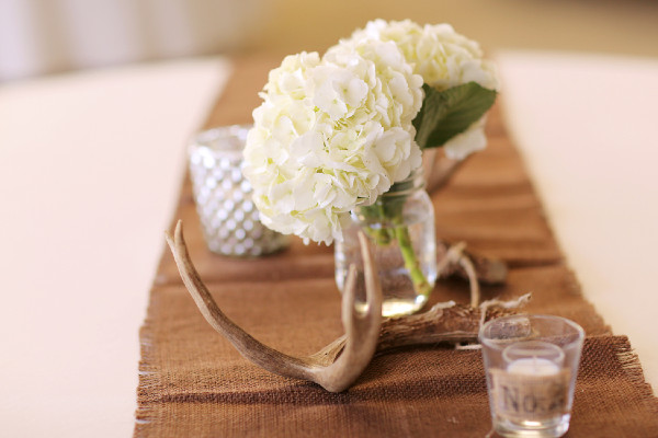 rustic-and-retro-airport-wedding