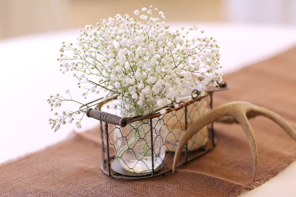 rustic-and-retro-airport-wedding