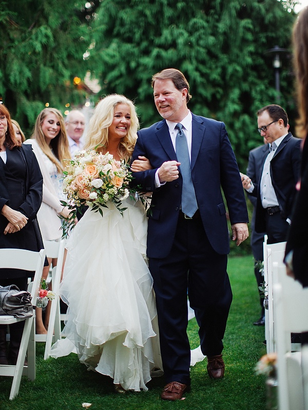 shop-local-wedding-in-washington