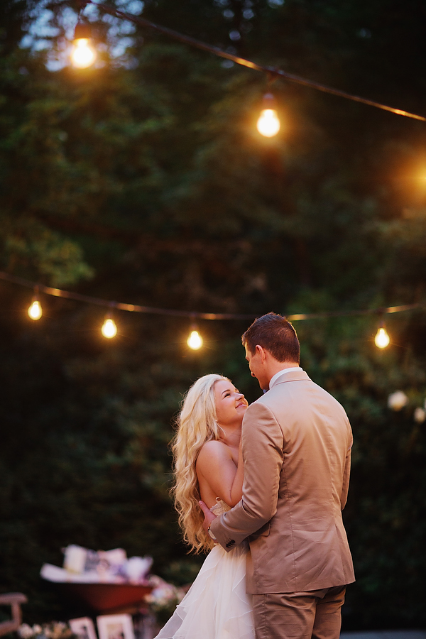 shop-local-wedding-in-washington