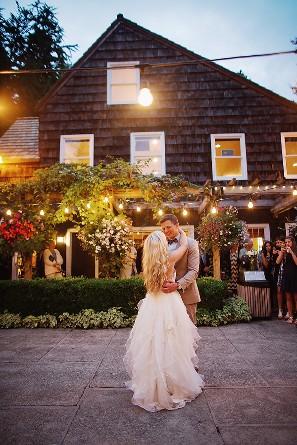 shop-local-wedding-in-washington