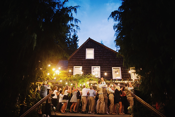 shop-local-wedding-in-washington