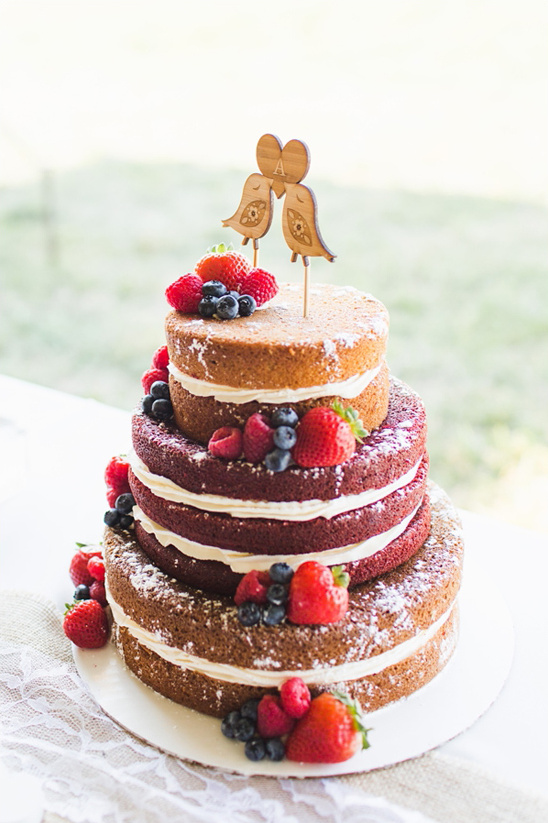 love bird topped naked cake @weddingchicks