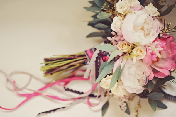 vintage-chic-hawaiian-wedding