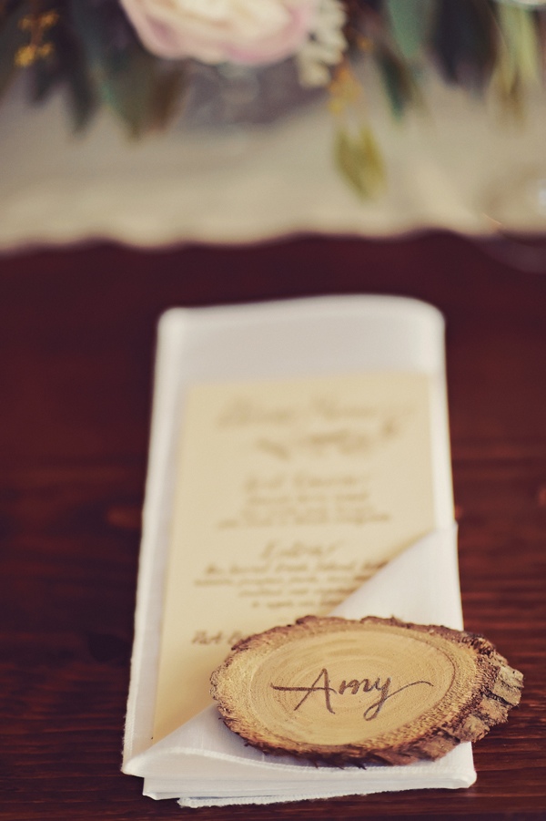 vintage-chic-hawaiian-wedding
