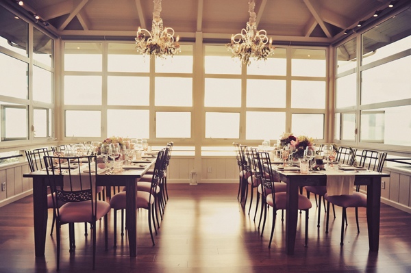 vintage-chic-hawaiian-wedding
