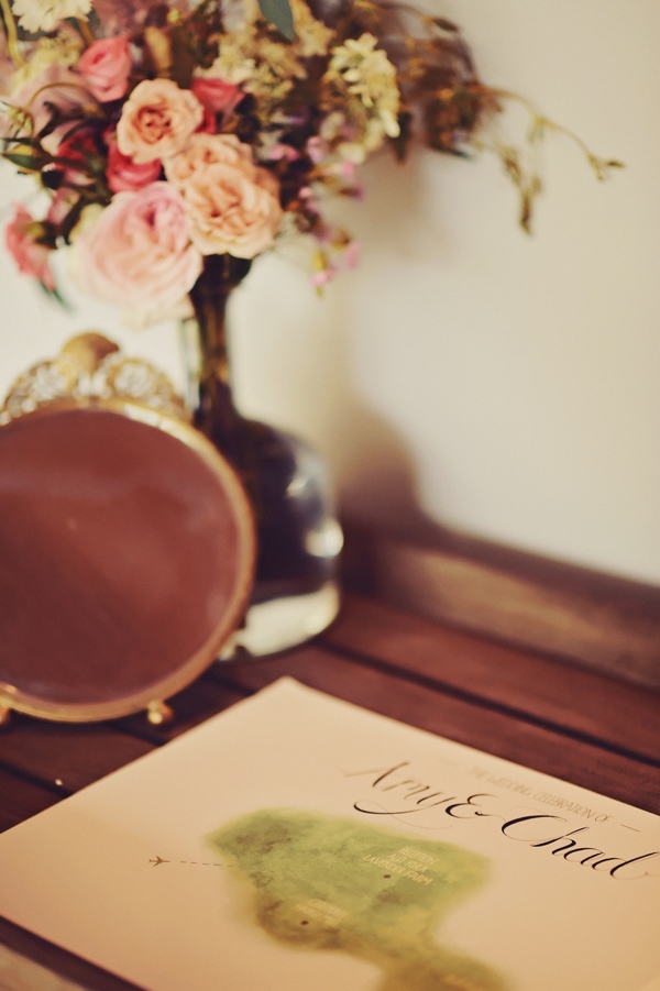 vintage-chic-hawaiian-wedding