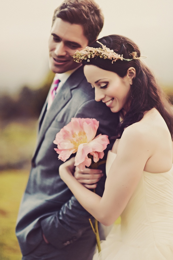 vintage-chic-hawaiian-wedding