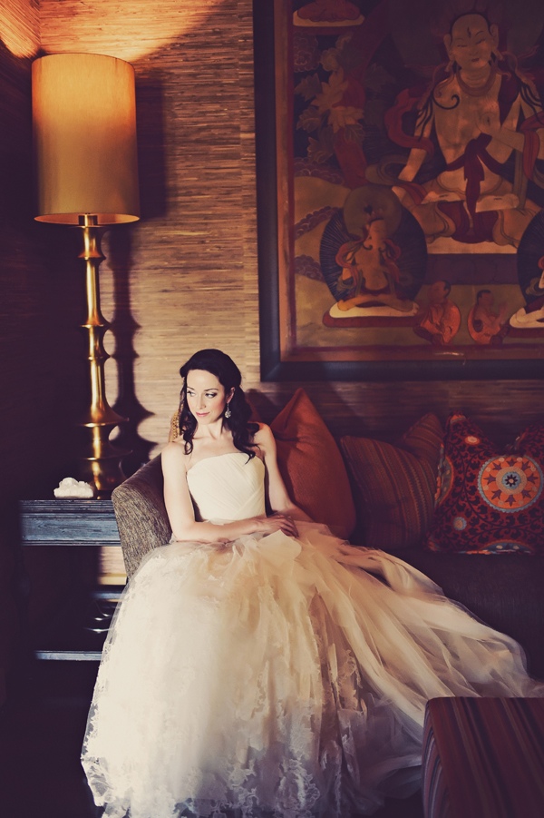 vintage-chic-hawaiian-wedding
