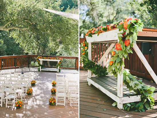 porch wedding ceremony with floral decor @weddingchicks