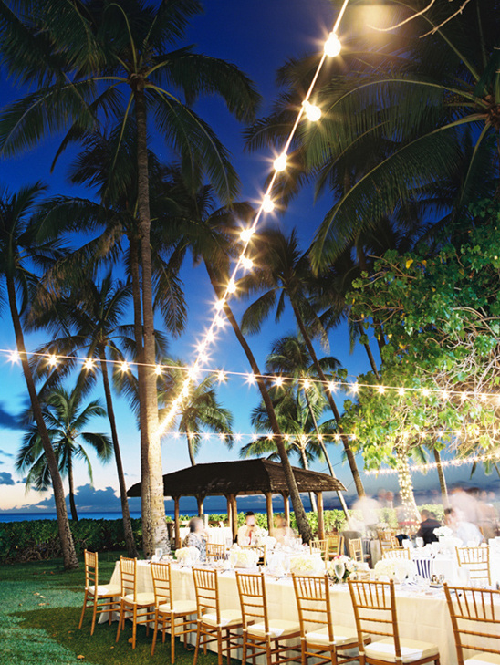 romantic lighting and hawaiian sunset @weddingchicks