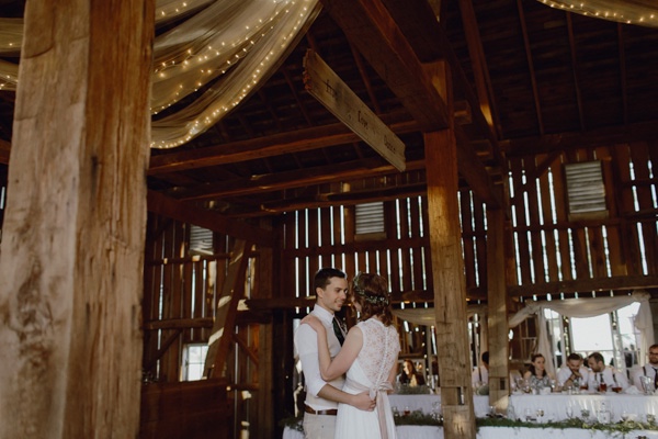 birds-of-a-feather-wedding