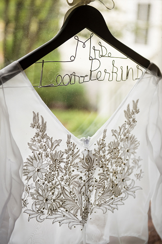 personalized wedding hanger @weddingchicks